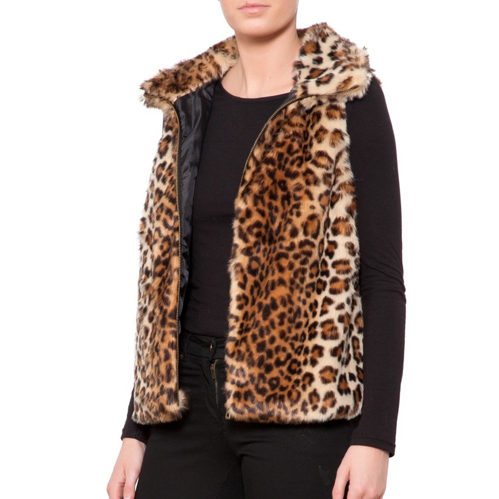 Cheetah Print Faux Fur Zip-up Vest NWOT